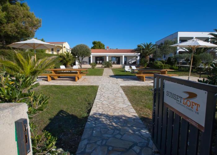 SunsetLoft Vir