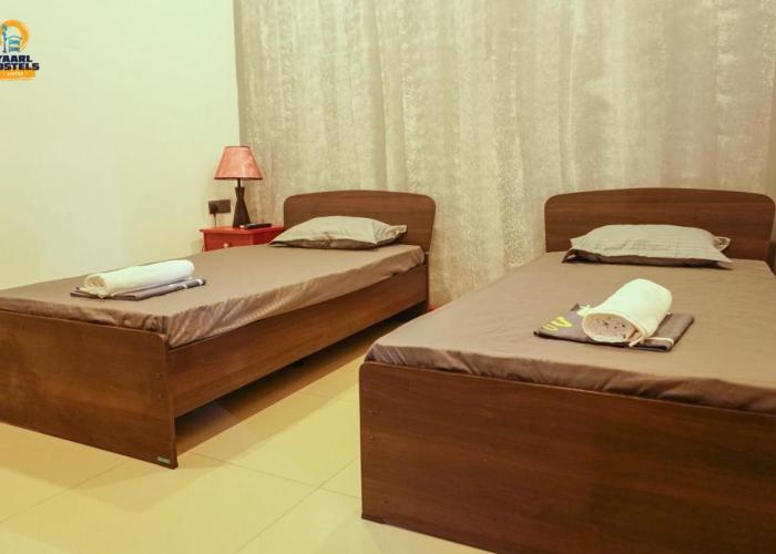Yaarl Hostels