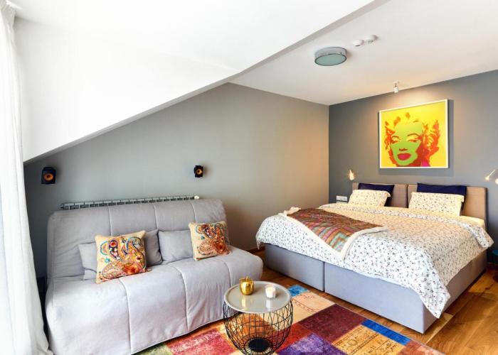 Stylish and High-end Designer Apartments in City Center