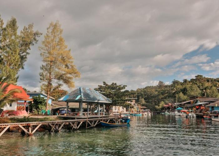 Baan Rabieng Talay Homestayบ้านระเบียงทะเล โฮมสเตย์เกาะกูด