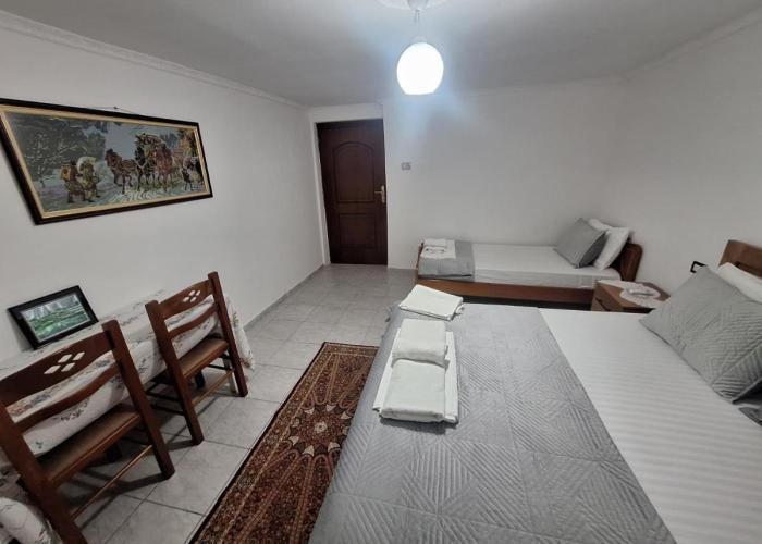 Guest House Argjiro Castle
