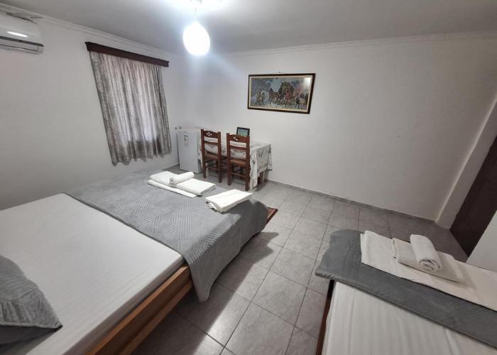 Guest House Argjiro Castle