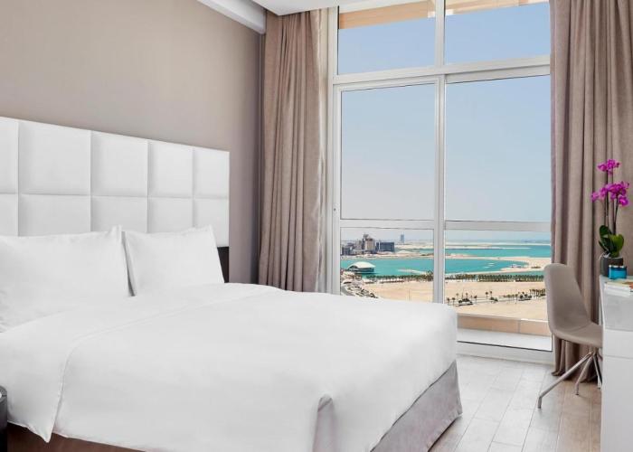 Staybridge Suites - Doha Lusail, an IHG Hotel