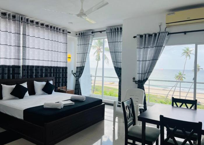 Liyonaa Beach Hotel
