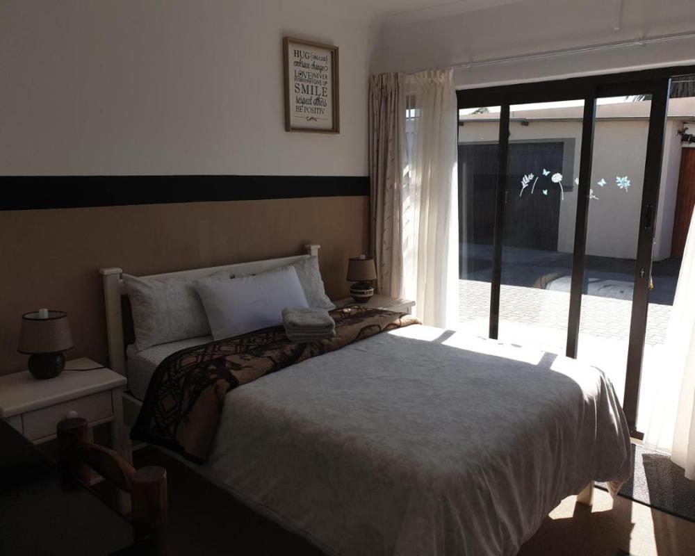 фото Sunflower Self-Catering