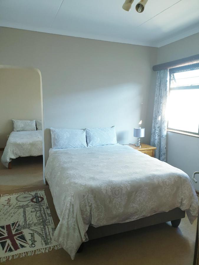 фото Sunflower Self-Catering