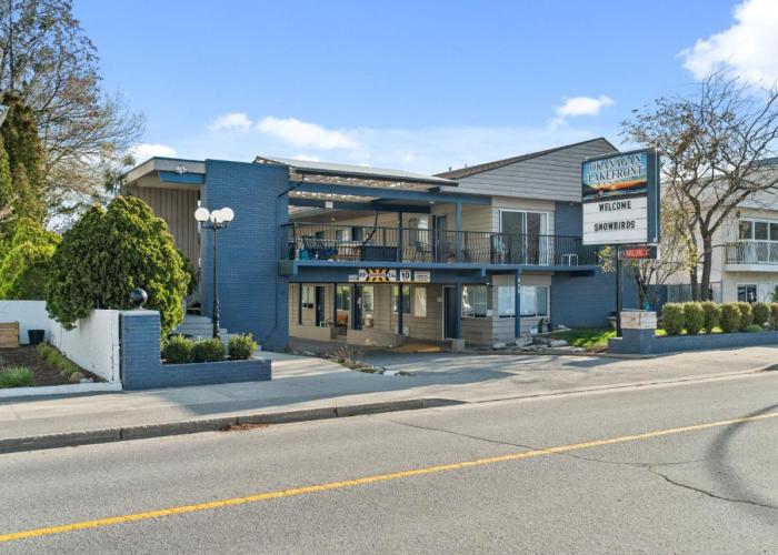 Okanagan Lakefront Resort