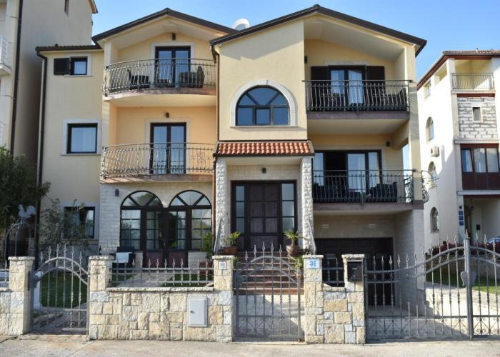 Apartments Ante