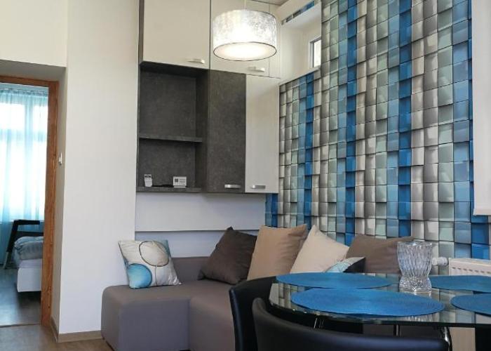 Class Apartment