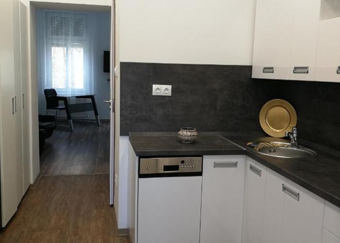 Class Apartment