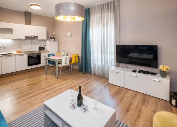 Apartment Queen Teuta in the heart of Split historical heritage