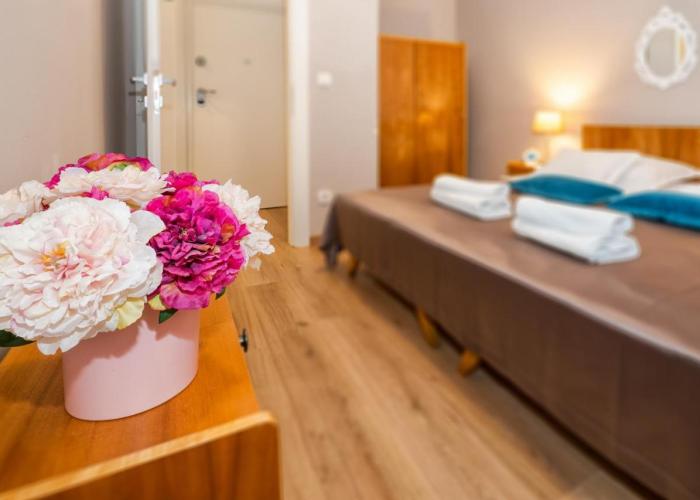 Apartment Queen Teuta in the heart of Split historical heritage
