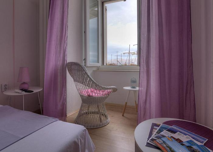 Apartments & Rooms Josephine