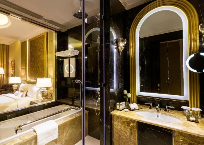 Ezdan Palace Hotel