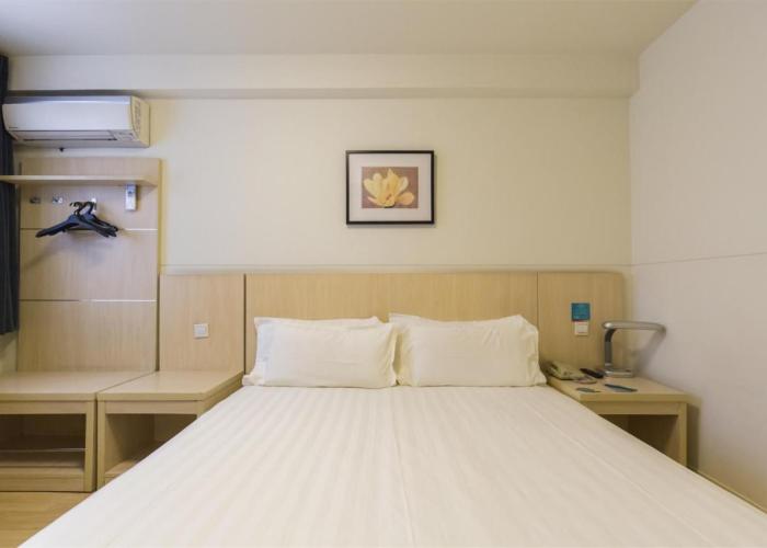 Jinjiang Inn Select Shangqiu Bayi Road