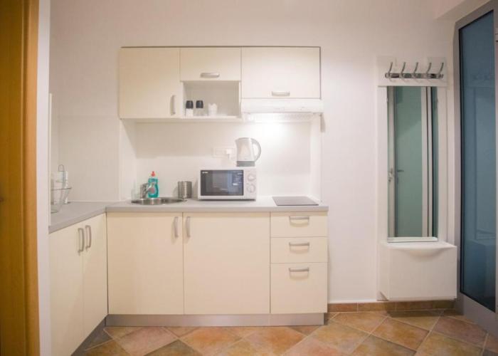 Apartments S&A