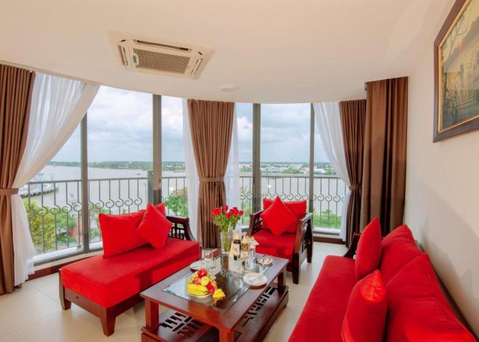 Cuu Long Hotel