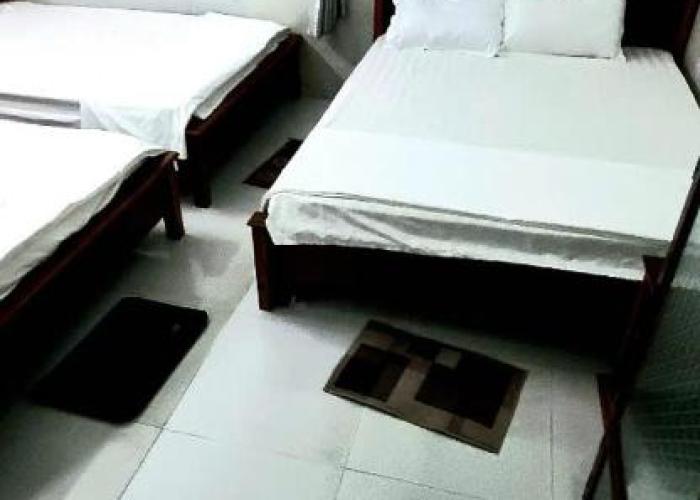 Khách sạn Ngọc Quỳnh
