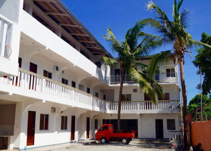Hana Natsu Resorts Beach & Hotel
