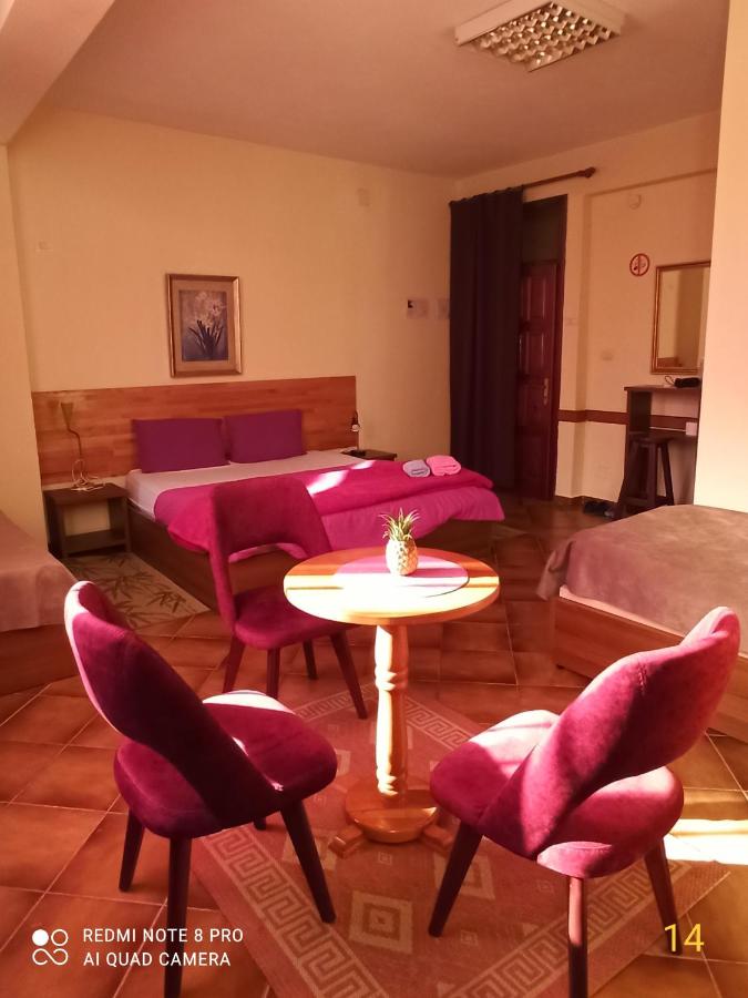 фото Hotel Kurtabeg