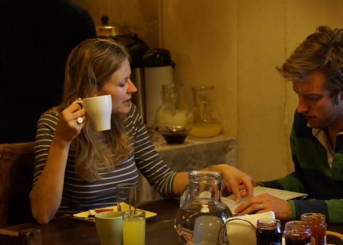 Hostel Mostel Hub Rooms and Apartments