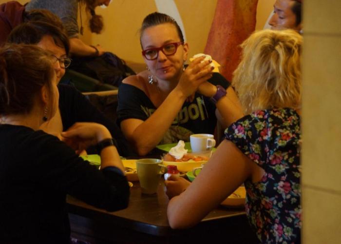Hostel Mostel Hub Rooms and Apartments