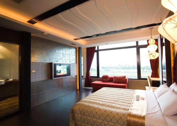 Chateau Motel & Spa