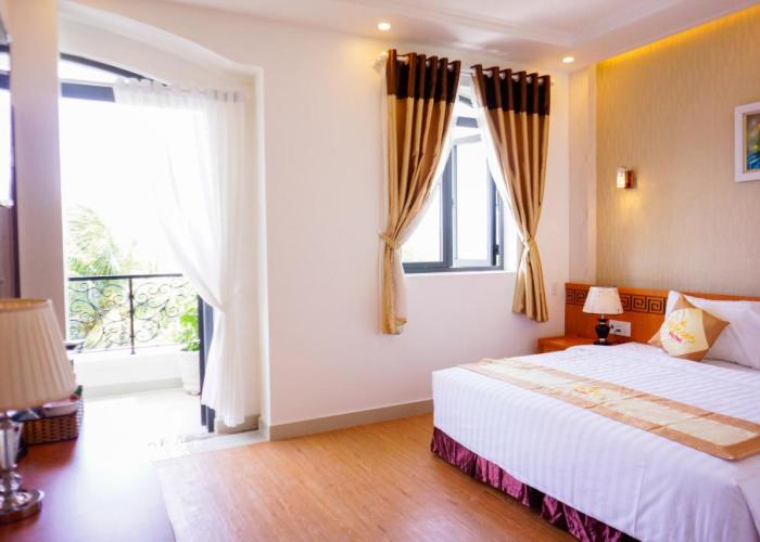 NỮ HOÀNG HOTEL