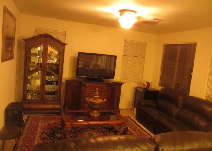 Art Gallery Vacation House