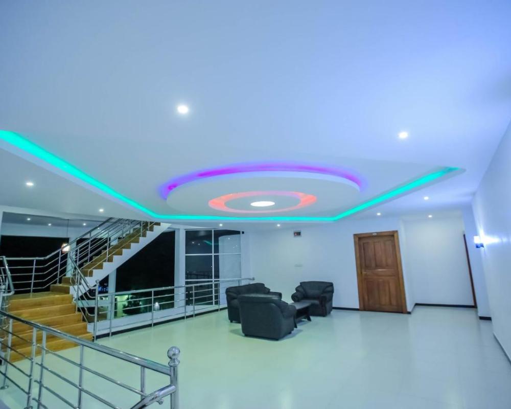 фото Sunstar