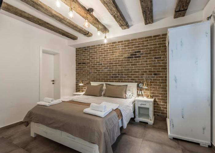 Studio Apartments Insula