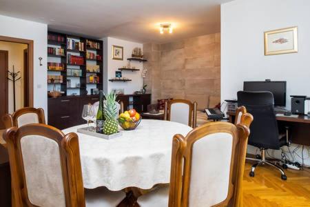 Apartment Bucka