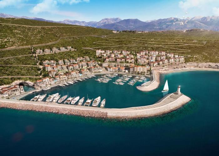Lustica Bay