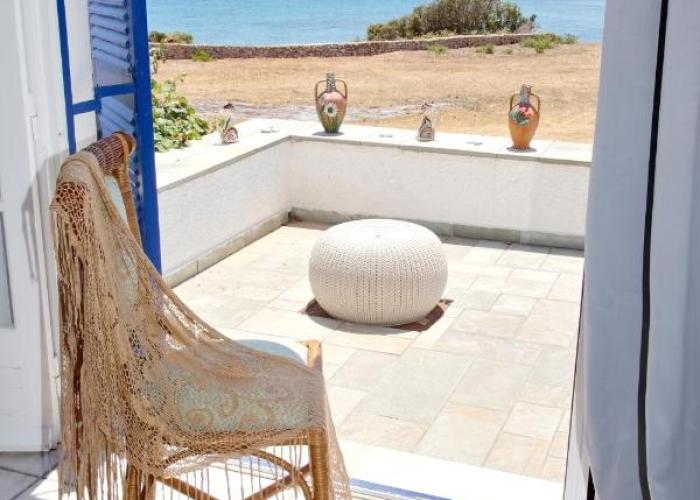 Aroura Homes 4BR Beachfront Villa