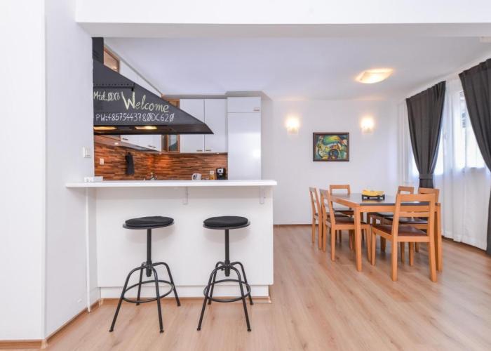 Eleganto - Central 2BD Stylish Apartment by Flat Mаnager
