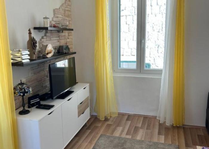 Nilaj Apartment