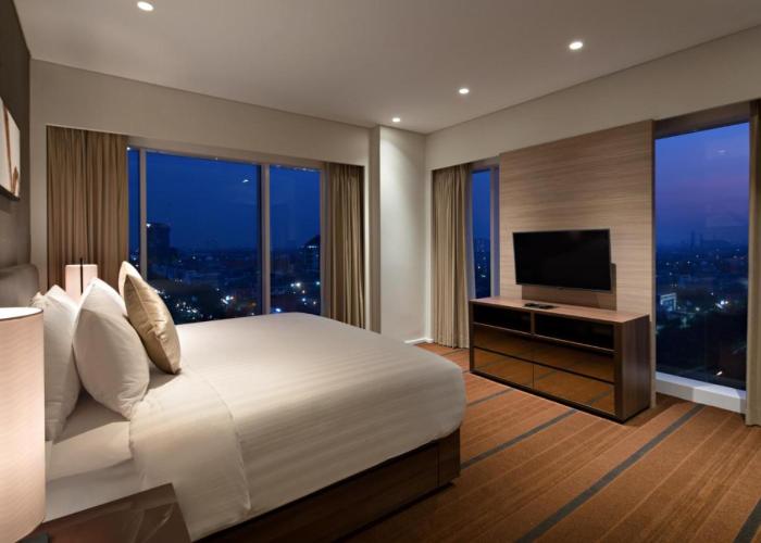 Oakwood Hotel & Residence Surabaya