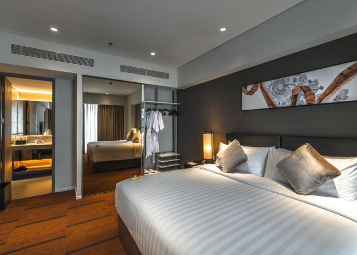 Oakwood Hotel & Residence Surabaya