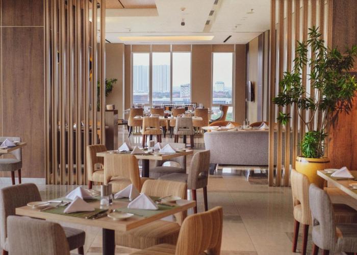 Oakwood Hotel & Residence Surabaya