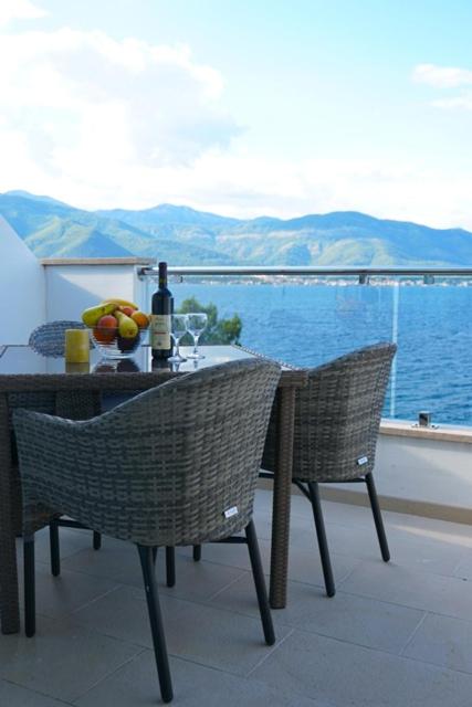 Apartmani M&E