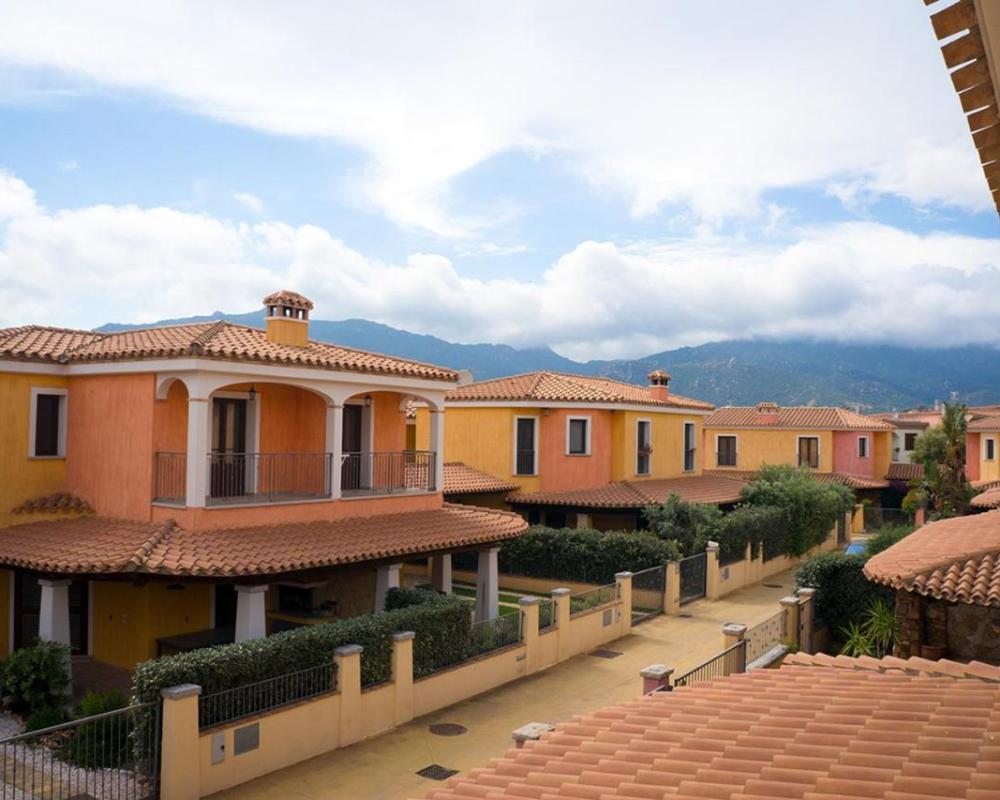 фото Maya Holiday Home