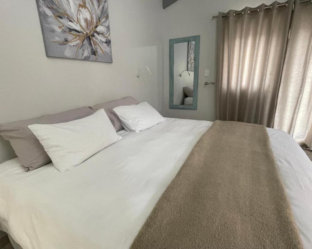 фото Lagoon Chalets