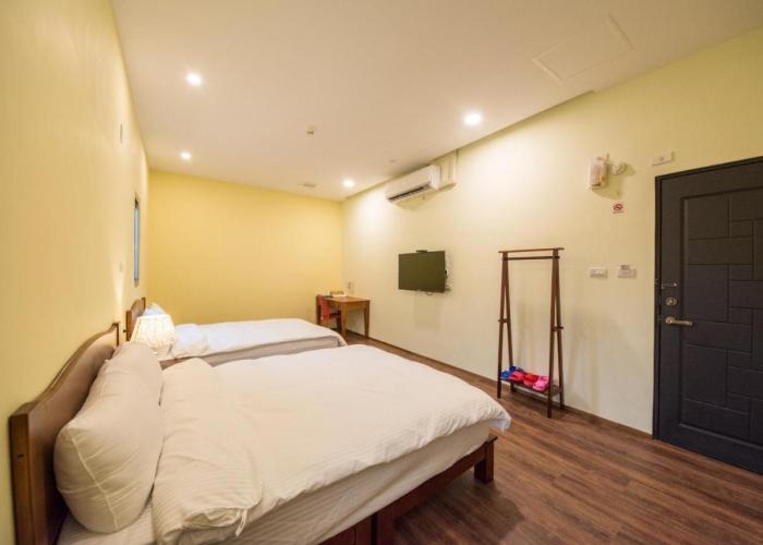 7-113 hotel