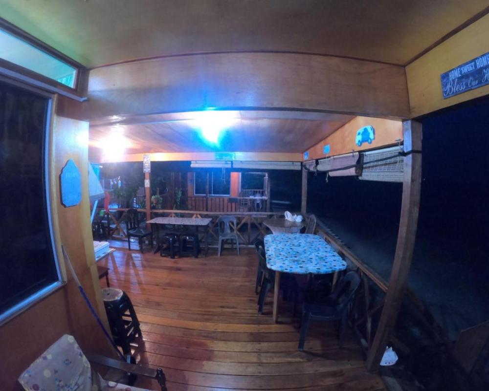 Tajau Laut Guesthouse