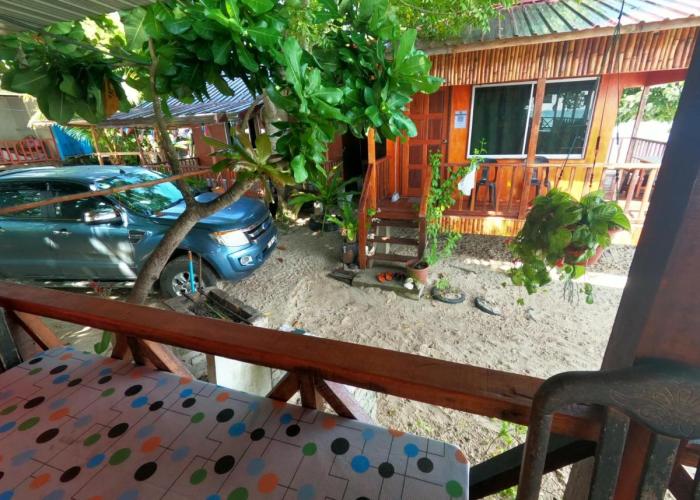 Tajau Laut Guesthouse
