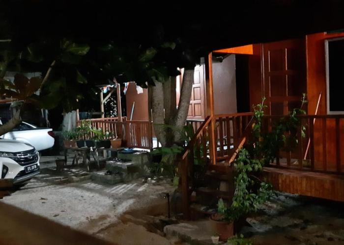 Tajau Laut Guesthouse