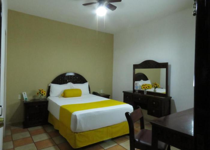 Hotel Los Girasoles