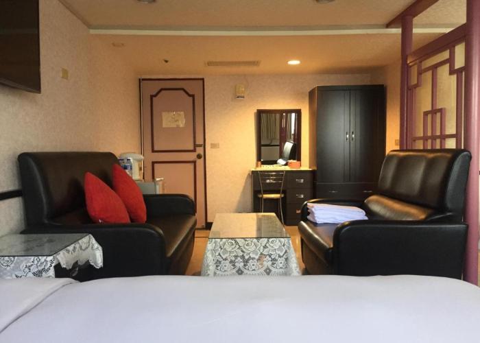 King Lo Tung Hotel