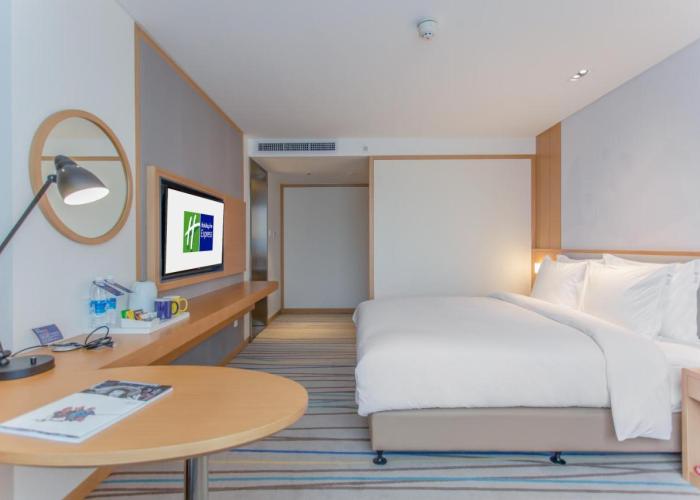 Holiday Inn Express - Ya'an City Center, an IHG Hotel