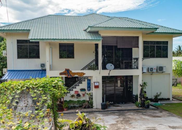 Poni Homestay